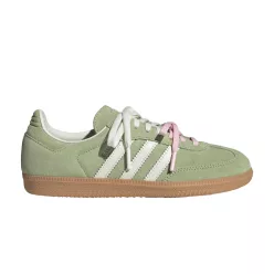 adidas x Molly-Mae Samba OG Matcha (Women's) alacsony szárú sneaker – termékfotó, oldalnézet