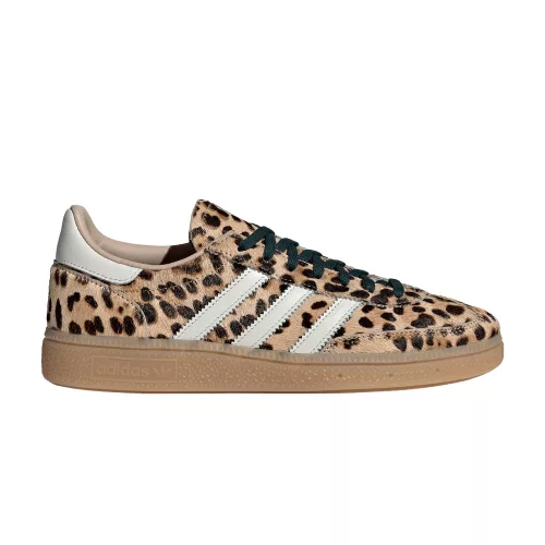 adidas Handball Spezial Leopard Magic Beige (Women's) alacsony szárú sneaker – termékfotó, oldalnézet