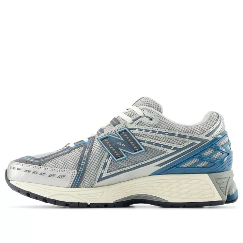 New Balance 1906R Silver Metallic Terrarium alacsony szárú sneaker – termékfotó, oldalnézet