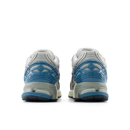 New Balance 1906R Silver Metallic Terrarium alacsony szárú sneaker – termékfotó, oldalnézet
