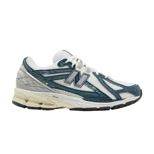 1906R 'White Navy' Footlocker Exclusive alacsony szárú sneaker – termékfotó, oldalnézet
