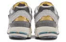 New Balance 2002R Protection Pack Rain Cloud alacsony szárú sneaker – termékfotó, oldalnézet