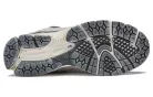 New Balance 2002R Protection Pack Rain Cloud alacsony szárú sneaker – termékfotó, oldalnézet