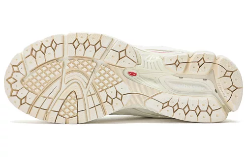New Balance 2002R Protection Pack Sea Salt alacsony szárú sneaker – termékfotó, oldalnézet