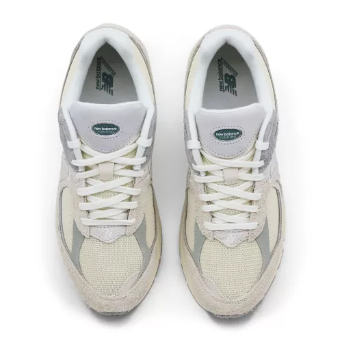 New Balance 2002R Linen alacsony szárú sneaker – termékfotó, oldalnézet
