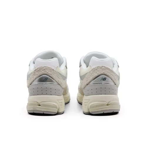 New Balance 2002R Linen alacsony szárú sneaker – termékfotó, oldalnézet