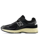 New Balance 2002R Black Vintage alacsony szárú sneaker – termékfotó, oldalnézet