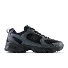 New Balance 530 Black Dark Grey alacsony szárú sneaker – termékfotó, oldalnézet