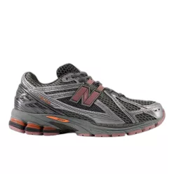 New Balance U1906R Dark Silver Metallic Rosewood alacsony szárú sneaker – termékfotó, oldalnézet