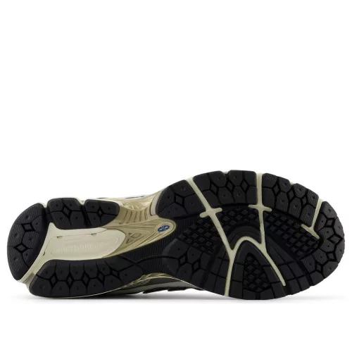 New Balance 1906U Raincloud Magnet alacsony szárú sneaker – termékfotó, oldalnézet
