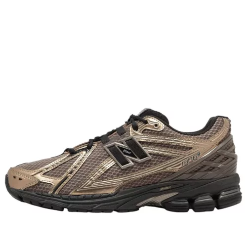 New Balance 1906R Bronze alacsony szárú sneaker – termékfotó, oldalnézet