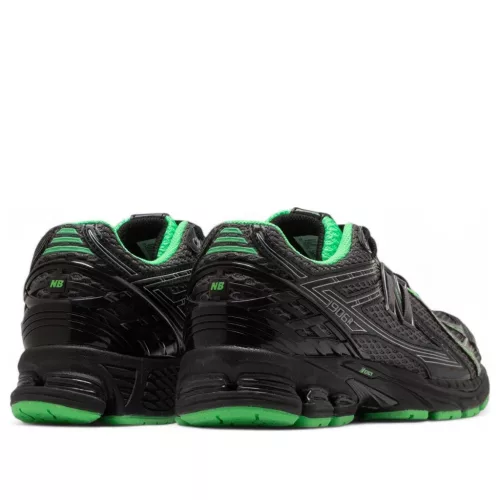 New Balance 1906R Dark Silver Metallic Lab Green alacsony szárú sneaker – termékfotó, oldalnézet