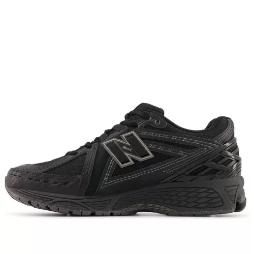 New Balance 1906R Primaloft Black Silver Metallic alacsony szárú sneaker – termékfotó, oldalnézet