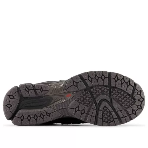 New Balance 1906R Primaloft Black Silver Metallic alacsony szárú sneaker – termékfotó, oldalnézet