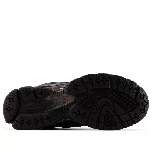 New Balance 1906R Primaloft Castlerock Black Metallic Silver Metallic alacsony szárú sneaker – termékfotó, oldalnézet