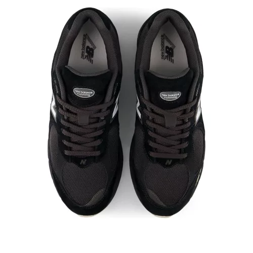 New Balance 2002R Black Oat alacsony szárú sneaker – termékfotó, oldalnézet