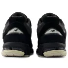 New Balance 2002R Black Oat alacsony szárú sneaker – termékfotó, oldalnézet