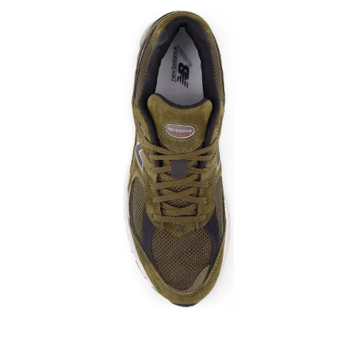 New Balance 2002R Woodland Black alacsony szárú sneaker – termékfotó, oldalnézet