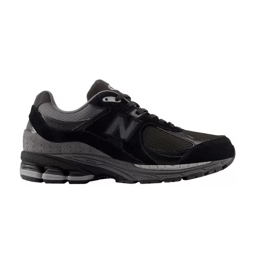 New Balance 2002R Ripstop Black alacsony szárú sneaker – termékfotó, oldalnézet