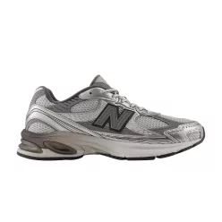 New Balance 2010 Metallic Silver Grey alacsony szárú sneaker – termékfotó, oldalnézet