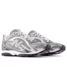 New Balance 204L Dark Silver Metallic alacsony szárú sneaker – termékfotó, oldalnézet