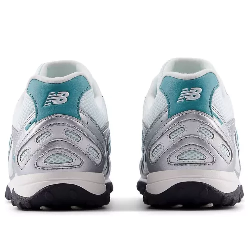 New Balance 204L Light Silver Metallic alacsony szárú sneaker – termékfotó, oldalnézet
