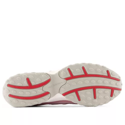New Balance 204L Rosewood alacsony szárú sneaker – termékfotó, oldalnézet