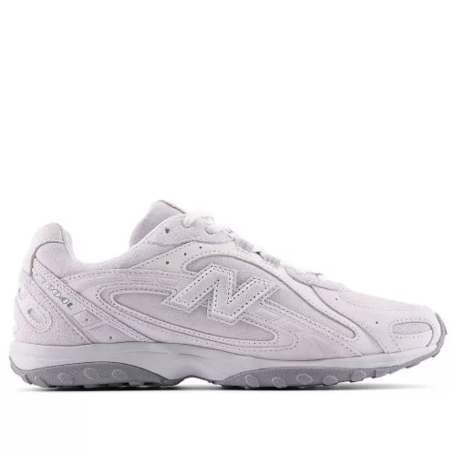 New Balance 204L Natural alacsony szárú sneaker – termékfotó, oldalnézet