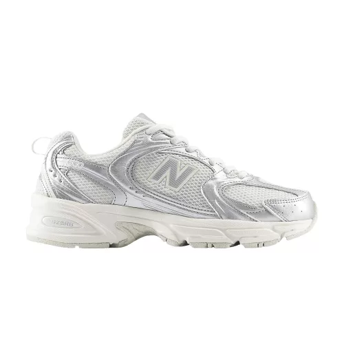 New Balance 530 Silver Metalic Reflection alacsony szárú sneaker – termékfotó, oldalnézet