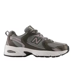 New Balance 530 Black Metalic alacsony szárú sneaker – termékfotó, oldalnézet