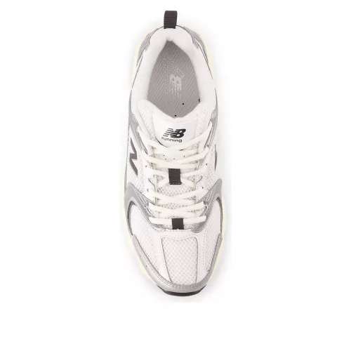 New Balance 530 Silver Metallic Black Cement alacsony szárú sneaker – termékfotó, oldalnézet