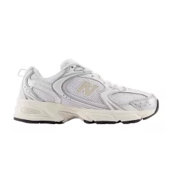 530 'Silver Metallic Linen' alacsony szárú sneaker – termékfotó, oldalnézet