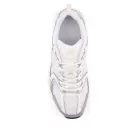 530 'Silver Metallic Linen' alacsony szárú sneaker – termékfotó, oldalnézet