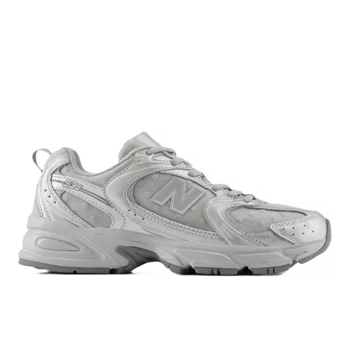 New Balance 530 Silver Metallic Raincloud Polka Dots alacsony szárú sneaker – termékfotó, oldalnézet