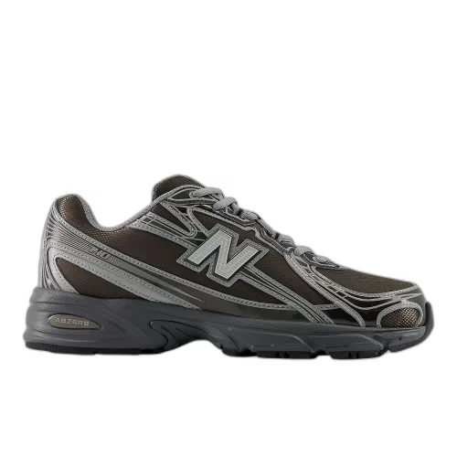 New Balance 740 Black Metallic alacsony szárú sneaker – termékfotó, oldalnézet