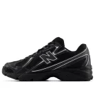 New Balance 740v2 Black Grey Silver alacsony szárú sneaker – termékfotó, oldalnézet