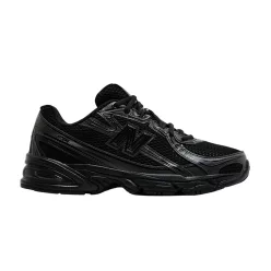 New Balance 740 Triple Black alacsony szárú sneaker – termékfotó, oldalnézet