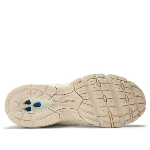 New Balance 740v2 Bisque Angora alacsony szárú sneaker – termékfotó, oldalnézet