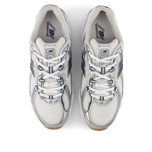 New Balance 740v2 Monarch Navy alacsony szárú sneaker – termékfotó, oldalnézet