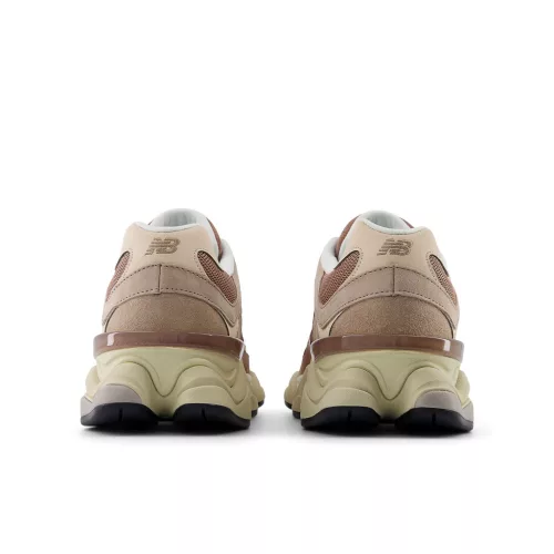 New Balance 9060 Sparrow Flat Taupe alacsony szárú sneaker – termékfotó, oldalnézet