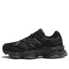 New Balance 9060 Triple Black Leather alacsony szárú sneaker – termékfotó, oldalnézet