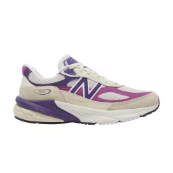 New Balance 990v6 MiUSA Magenta Pop alacsony szárú sneaker – termékfotó, oldalnézet