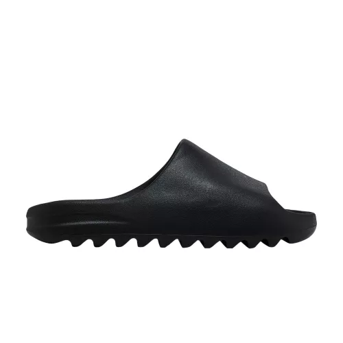 YZY YS-01 Black alacsony szárú sneaker – termékfotó, oldalnézet